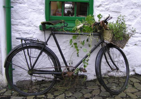 bicicleta-velha-usada-como-decoracao