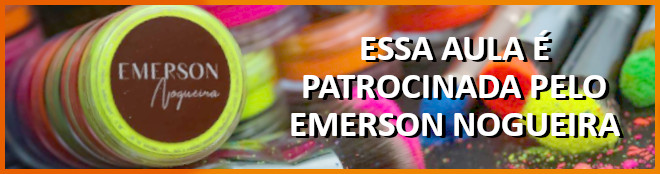 Cabeça de isopor com Biscuit e Pó Mágico - Topo de bolo - Banner de patrocínio Cabeça de isopor com Biscuit e Pó Mágico - Topo de bolo - Banner de patrocínio