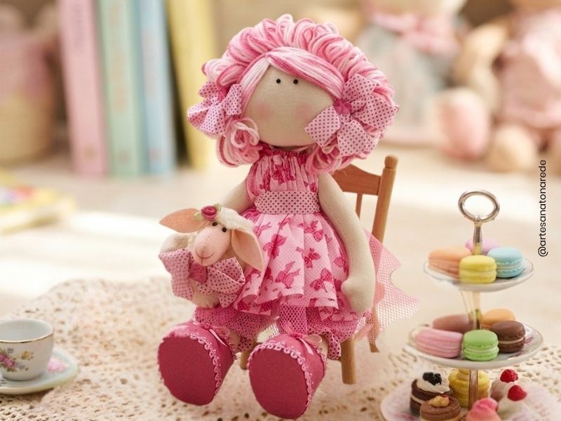 Boneca Júlia em Tecido para vender
